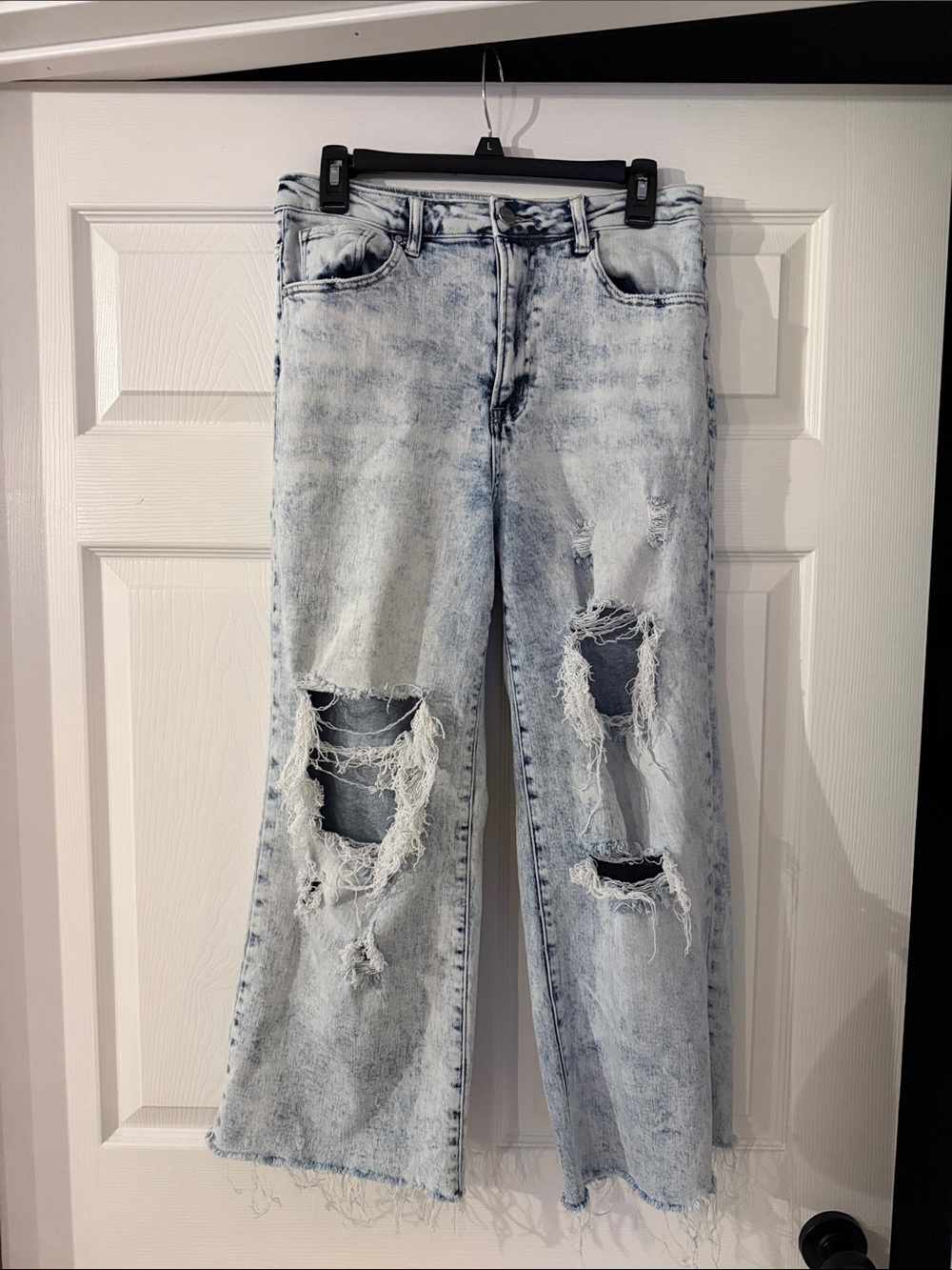 Distressed Light Wash Women's Cropped Kick Flare Jeans